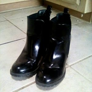 Steve Madden bootie heels shoes Sz 7.5